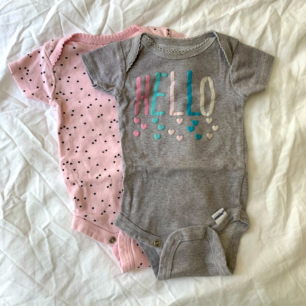 Cute girl onesies by Gerber 0-3 months